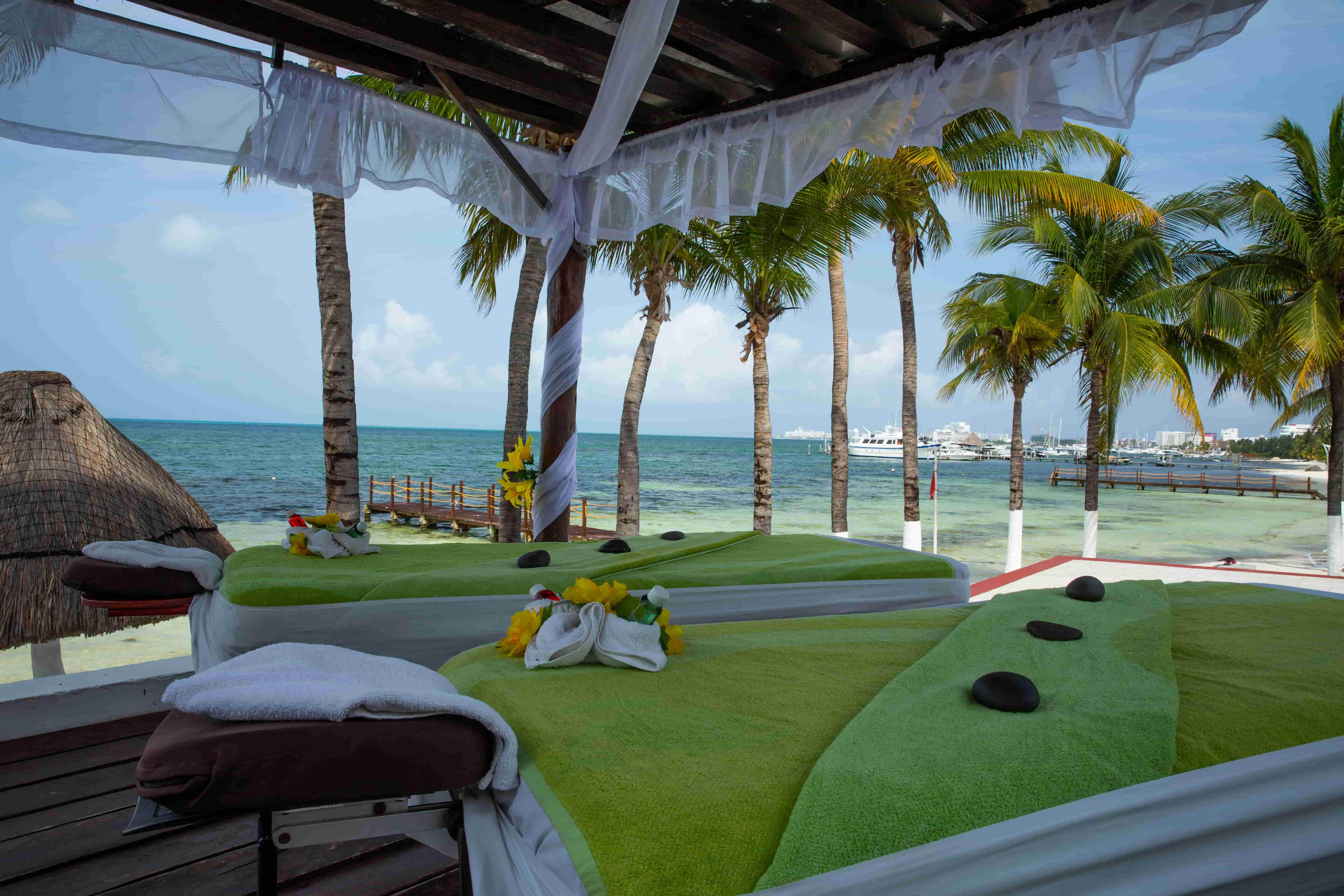HOLIDAY INN CANCUN ARENAS CANCÚN